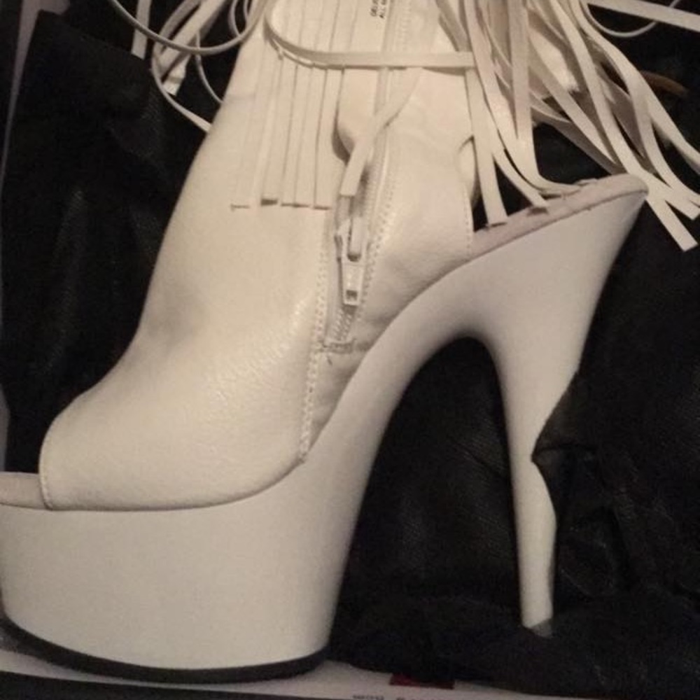 Exotic white boots